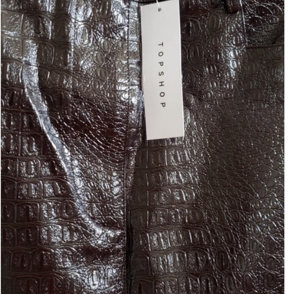 ❌SOLD❌Burgundy Vinyl Croc Long Skirt - Picture 6 of 7